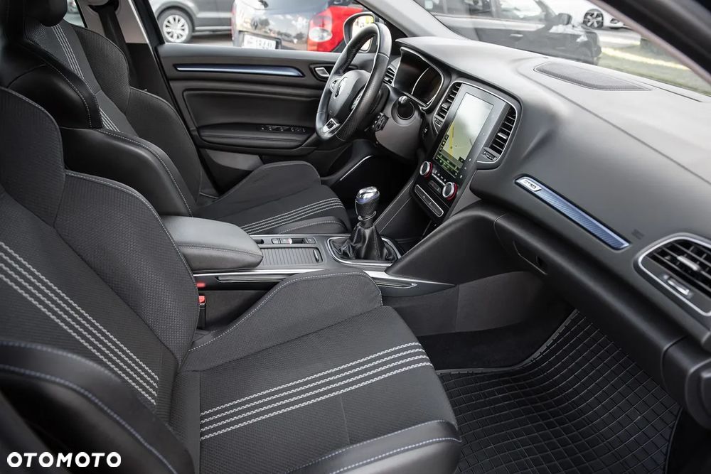 Renault Megane ENERGY dCi 130 GT LINE - 32