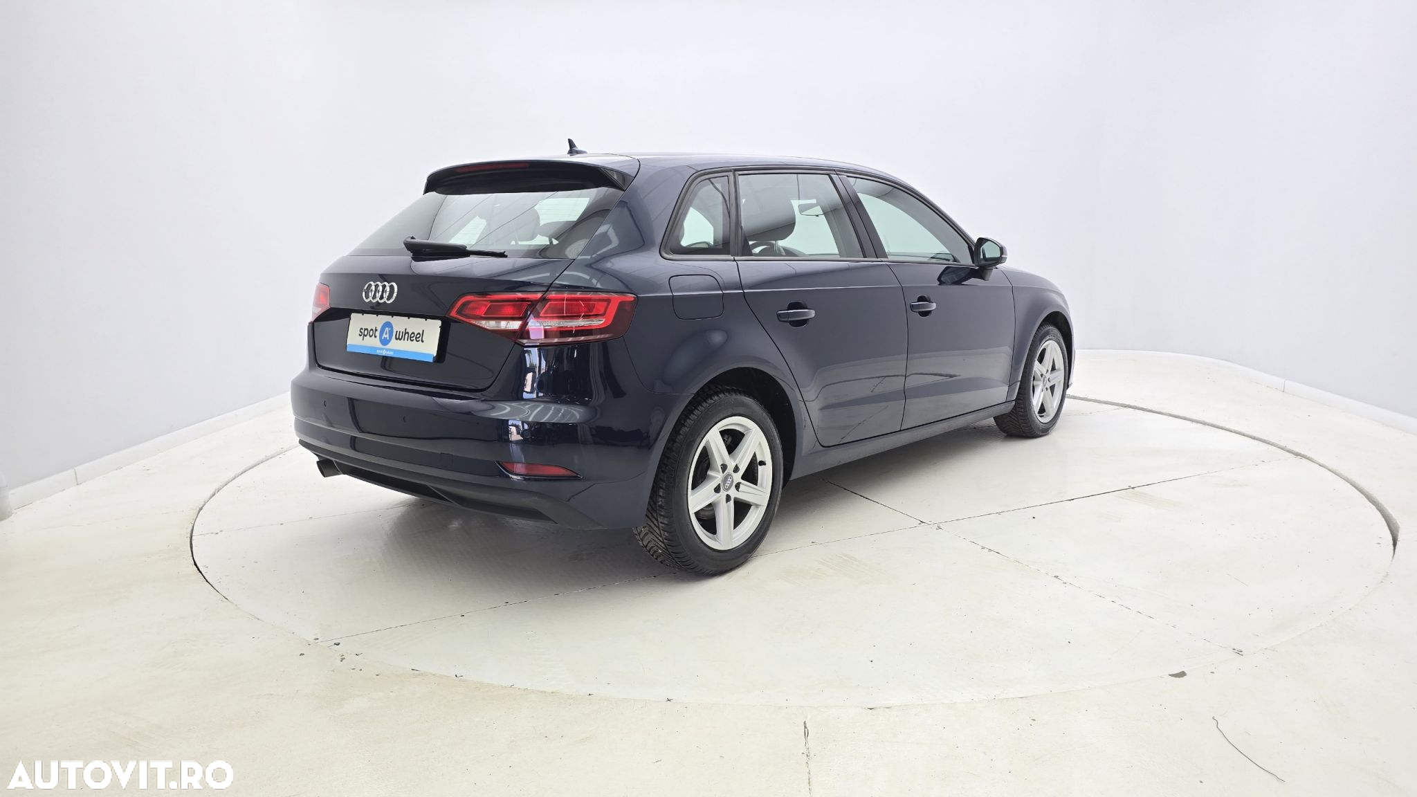 Audi A3 Sportback 1.6 TDI - 6