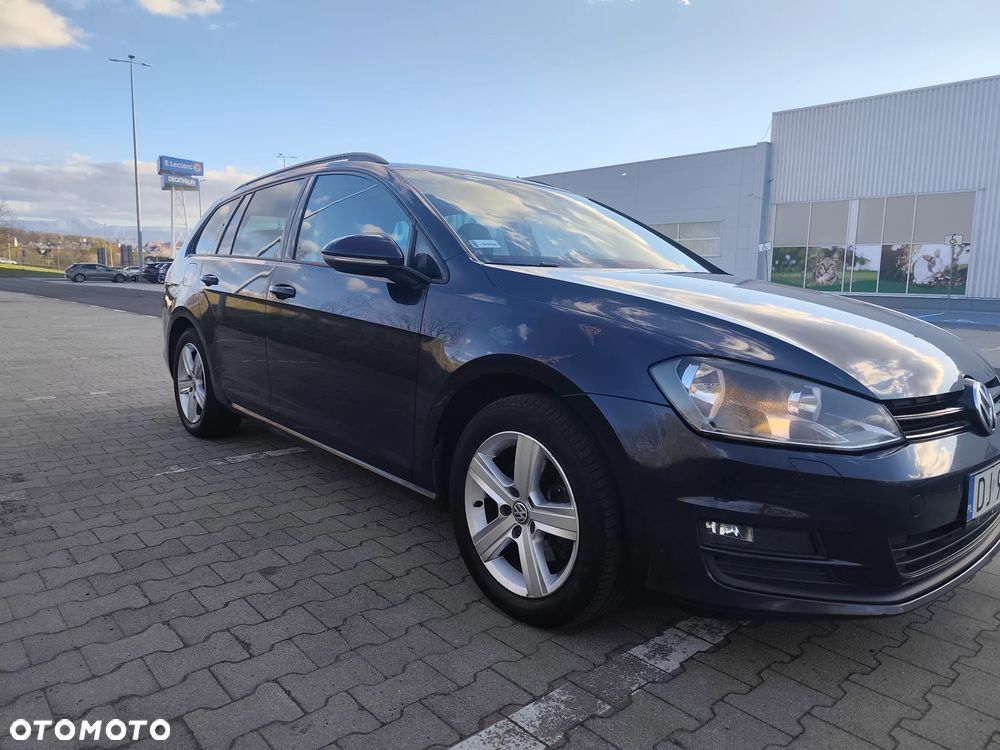 Volkswagen Golf - 10