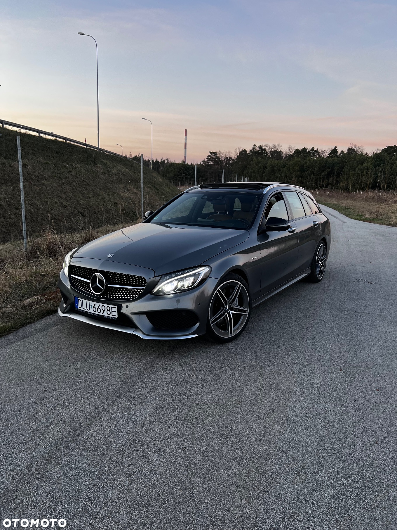 Mercedes-Benz Klasa C AMG 43 4Matic T 9G-TRONIC - 2
