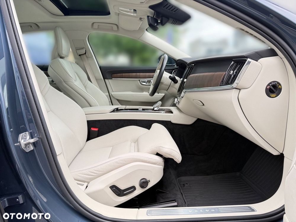 Volvo S90 - 27