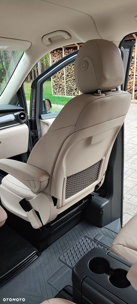 Mercedes-Benz Klasa V 300 d 9G-Tronic (d³ugi) - 13