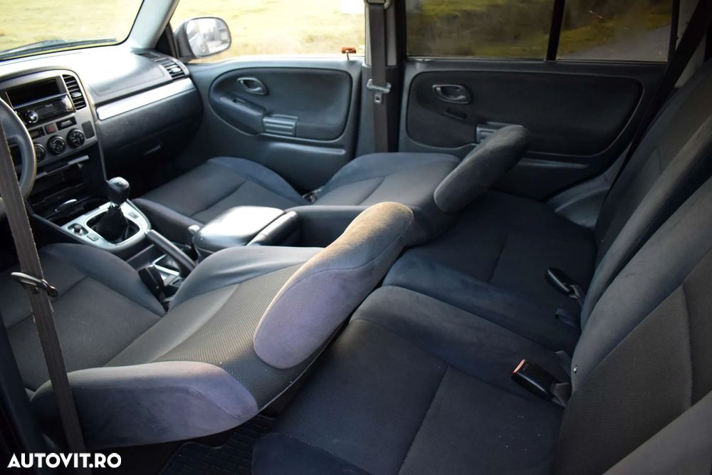 Suzuki Grand Vitara 2.0 TD - 5