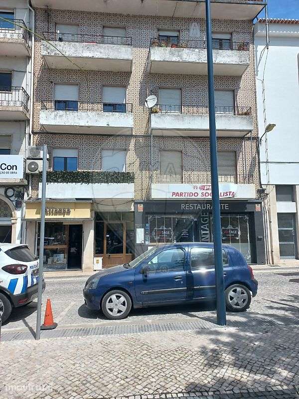 Prédio  para venda - Grande imagem: 2/4