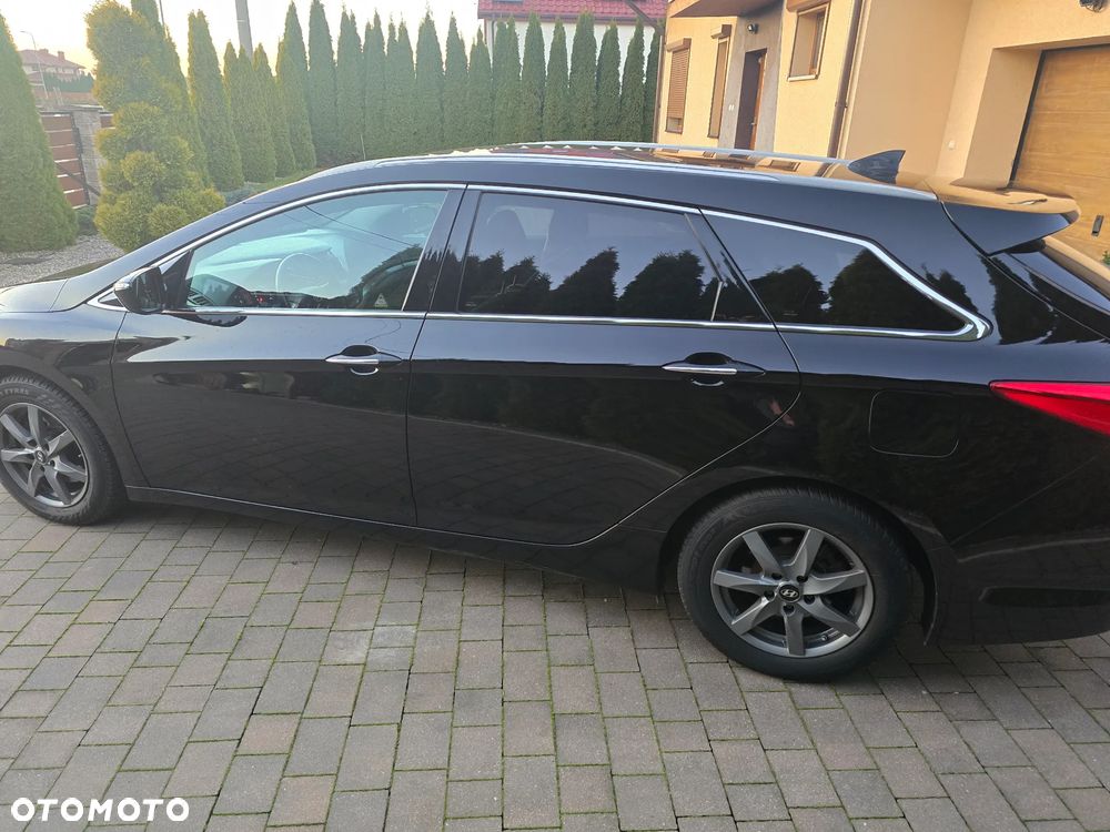 Hyundai i40 Kombi blue 1.7 CRDi Premium - 3