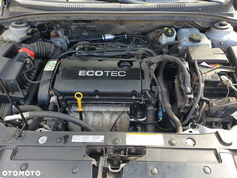 Chevrolet Cruze 1.8 LS - 16