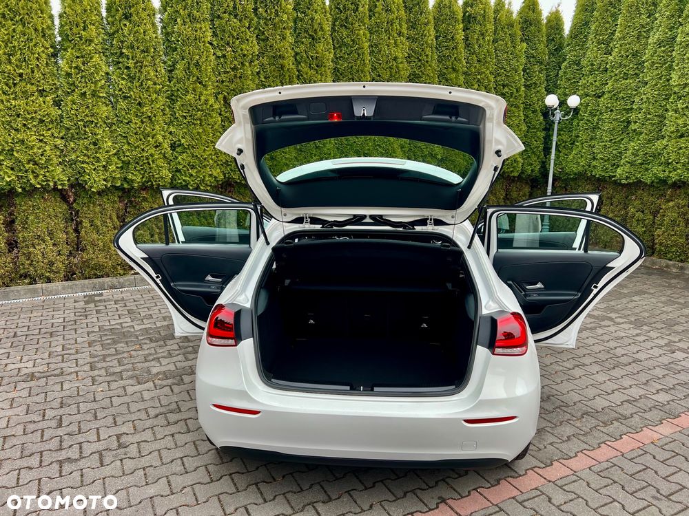 Mercedes-Benz Klasa A 200 d Style - 16