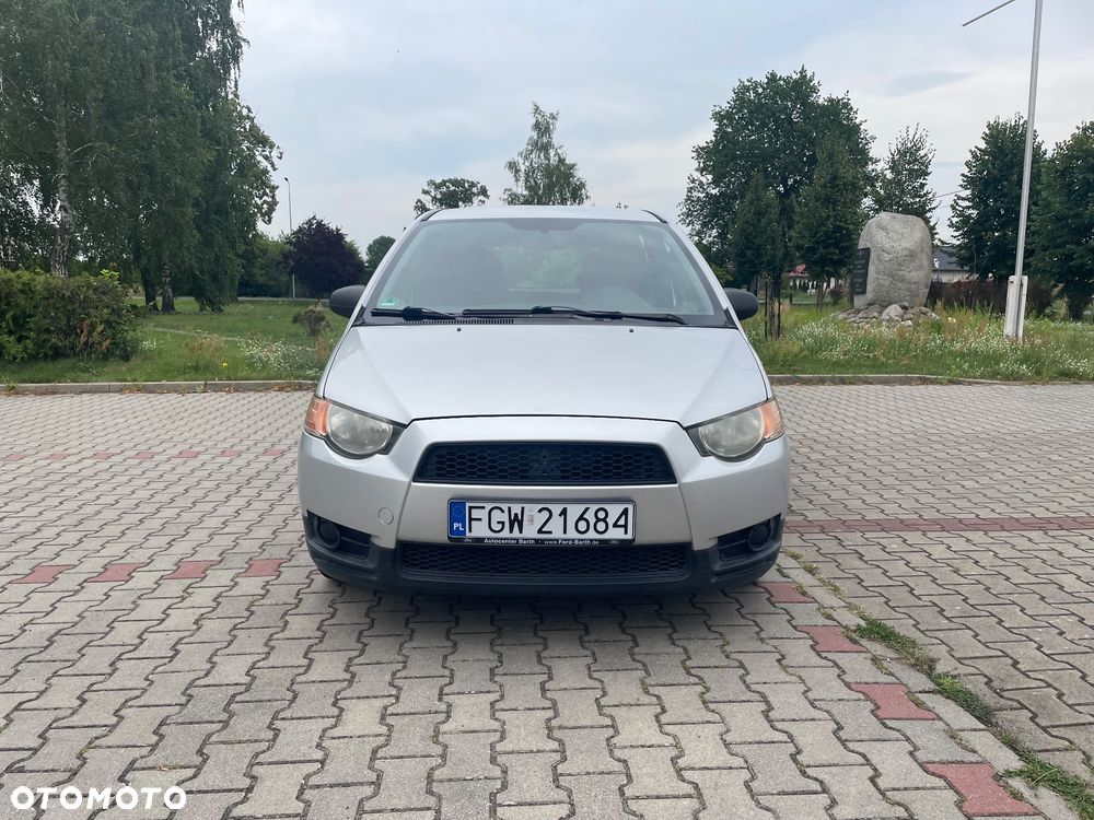 Mitsubishi Colt 1.1 Invite - 2