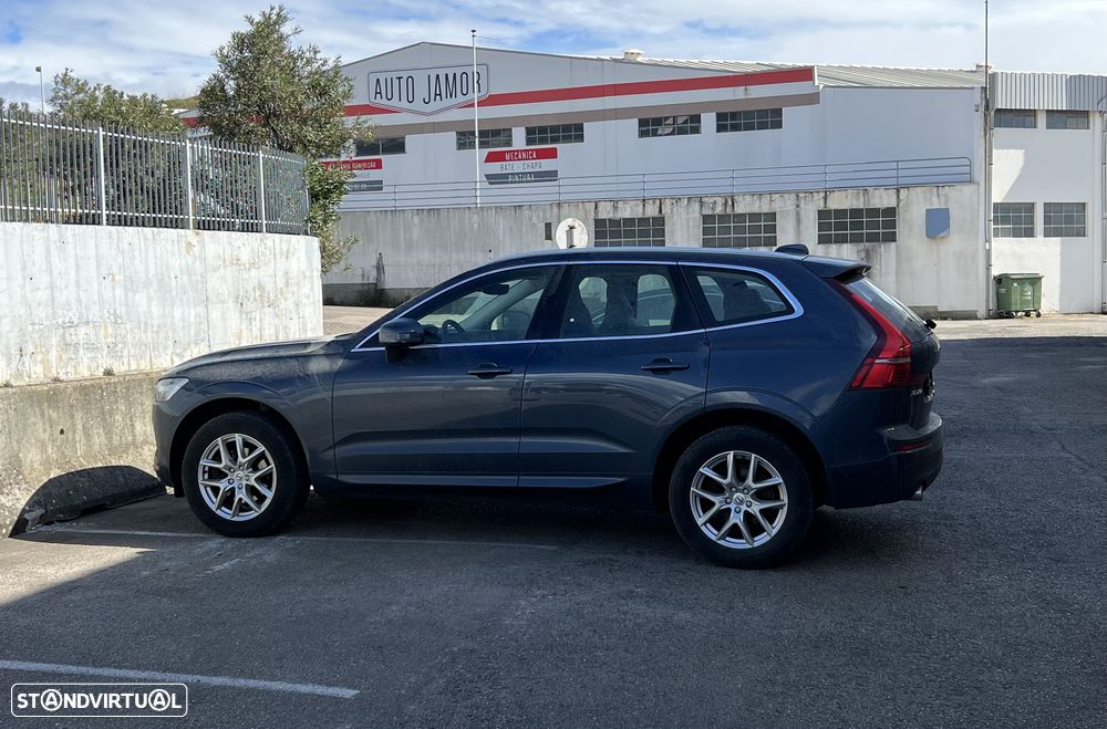 Volvo XC 40 D4 AWD Geartronic Momentum - 1