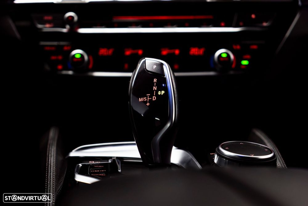 BMW 520 d Pack M Auto - 22