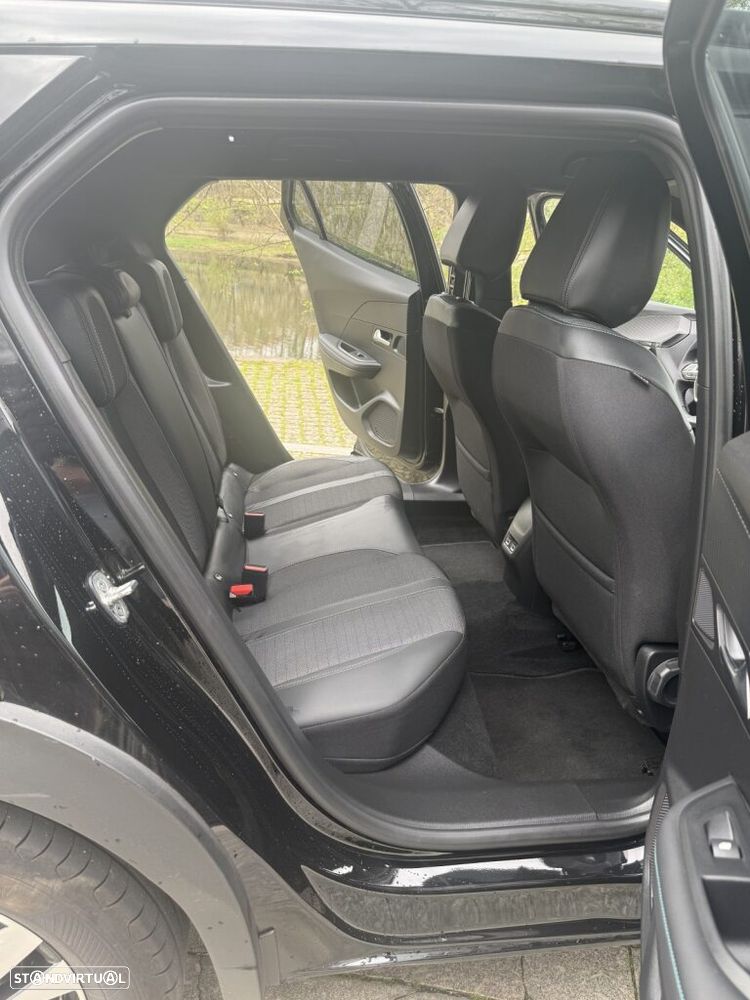 Peugeot 2008 - 4