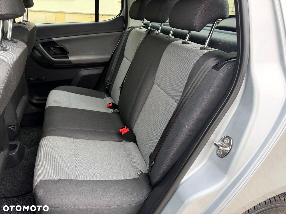 Skoda Fabia 1.2 TSI Ambiente - 38