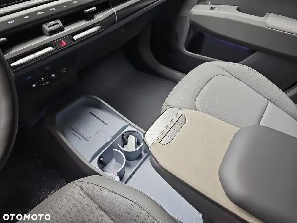 Kia EV3 81.4kWh Earth - 10
