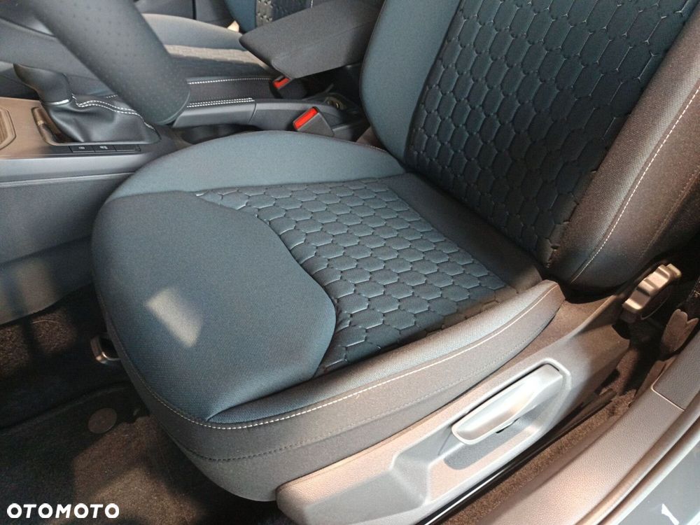 Seat Arona - 13