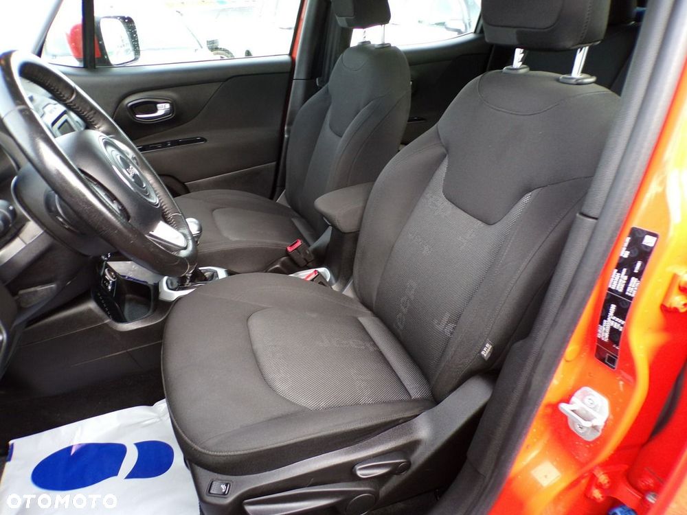 Jeep Renegade - 33