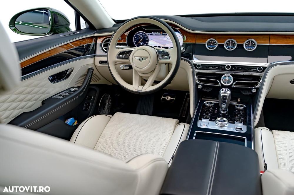 Bentley Flying Spur V8 - 10