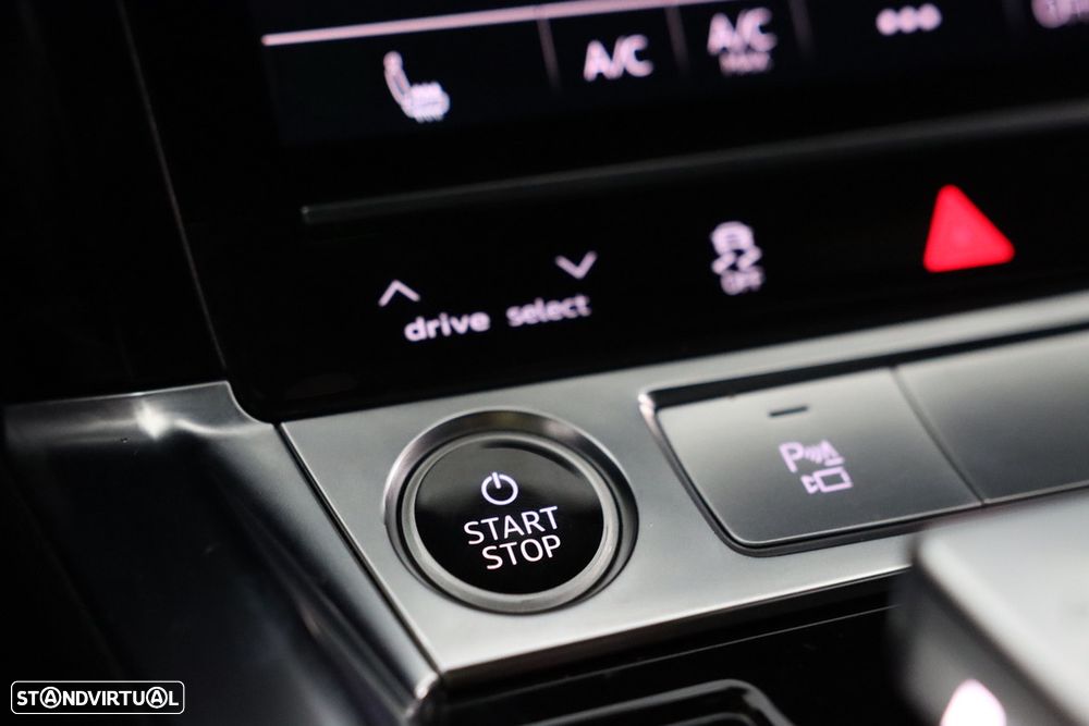 Audi e-tron 55 quattro S line - 15