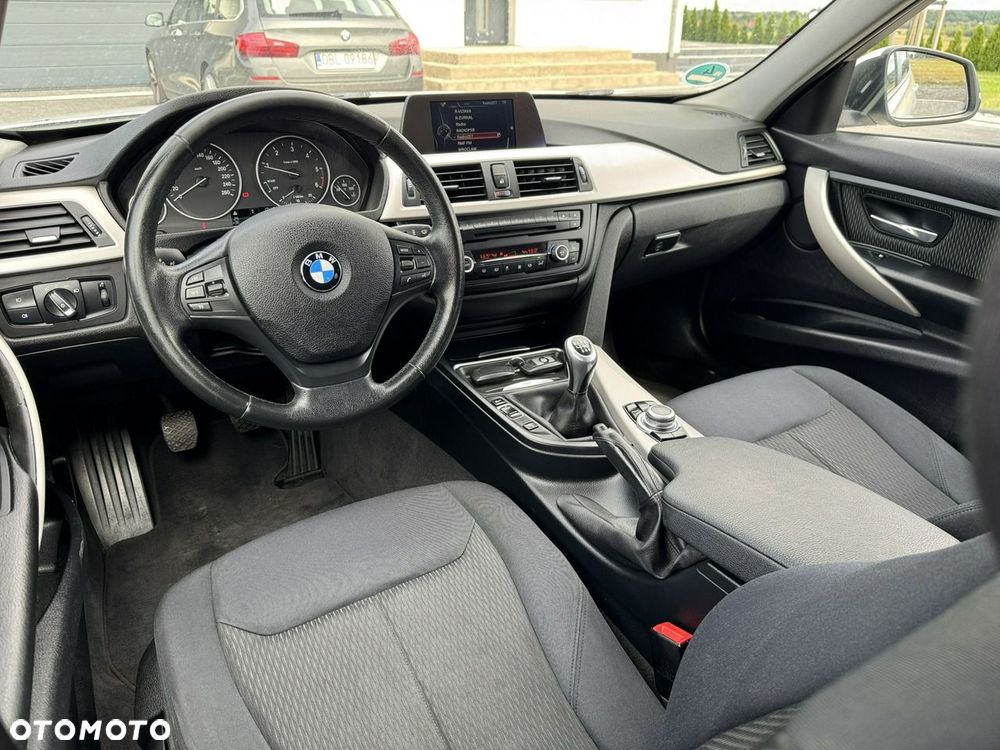 BMW Seria 3 318d - 7