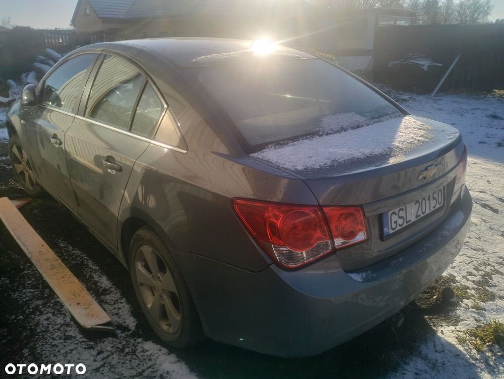 Chevrolet Cruze - 5