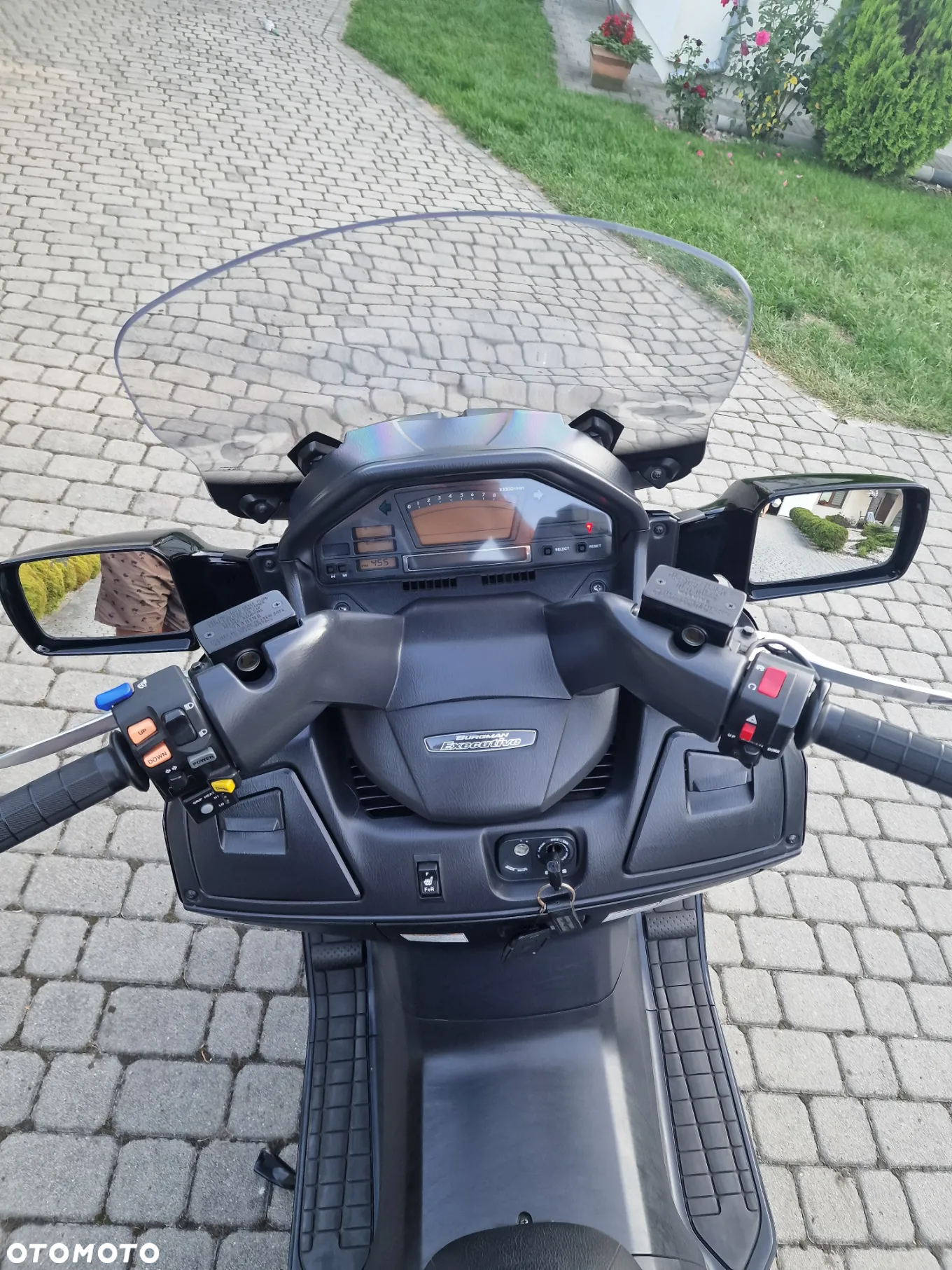 Suzuki Burgman - 7