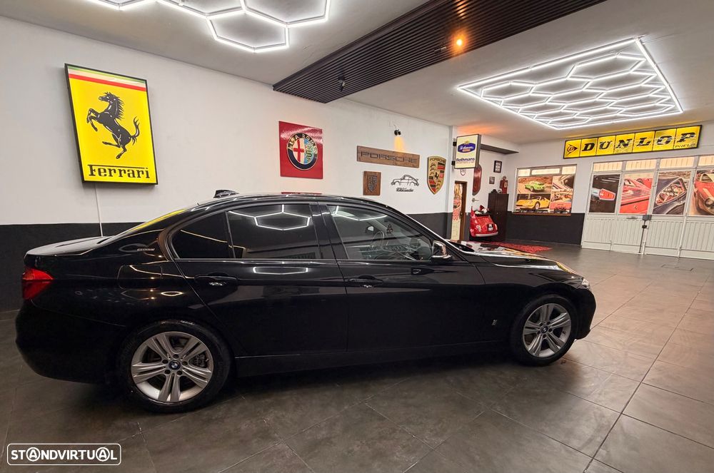 BMW 330 e iPerformance Line Luxury - 14