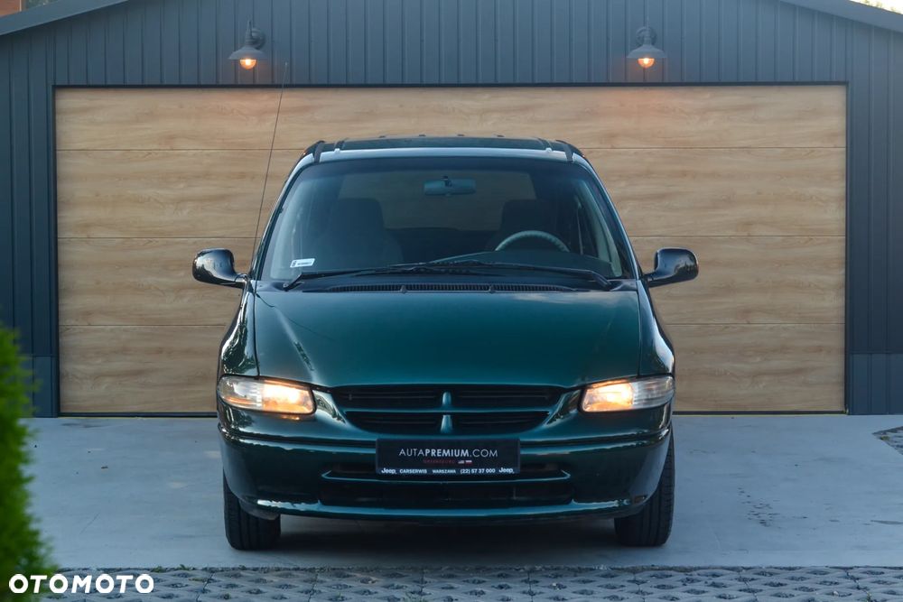 Dodge Caravan SE 3.0 - 4