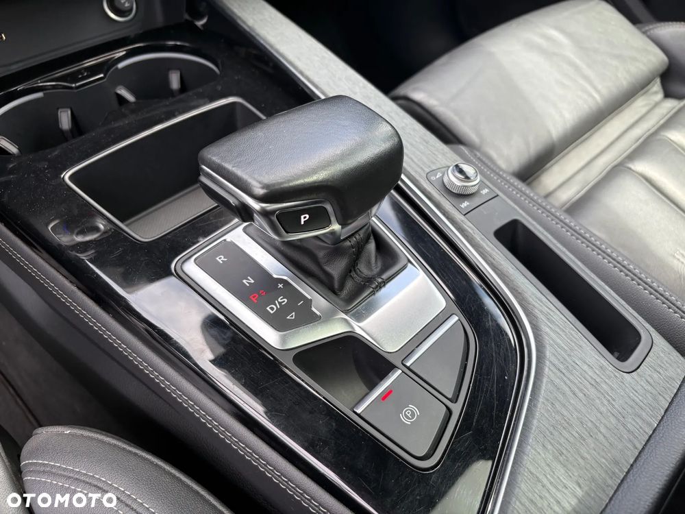 Audi A4 Limousine 45 TFSI quattro S tronic S line - 31