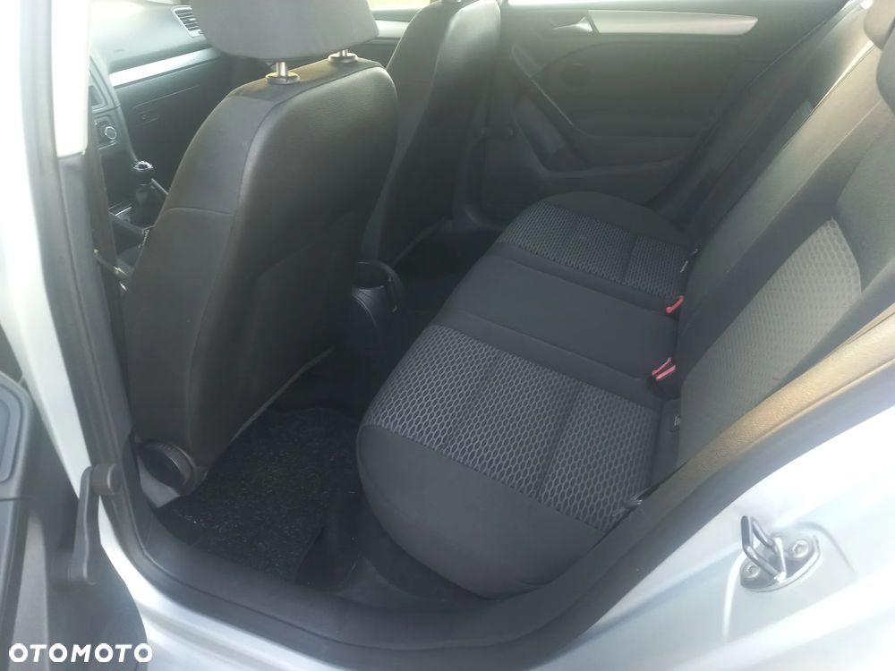 Volkswagen Golf 1.4 Comfortline - 14