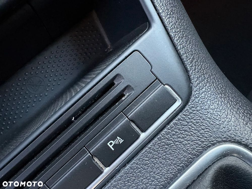 Volkswagen Golf Plus - 14