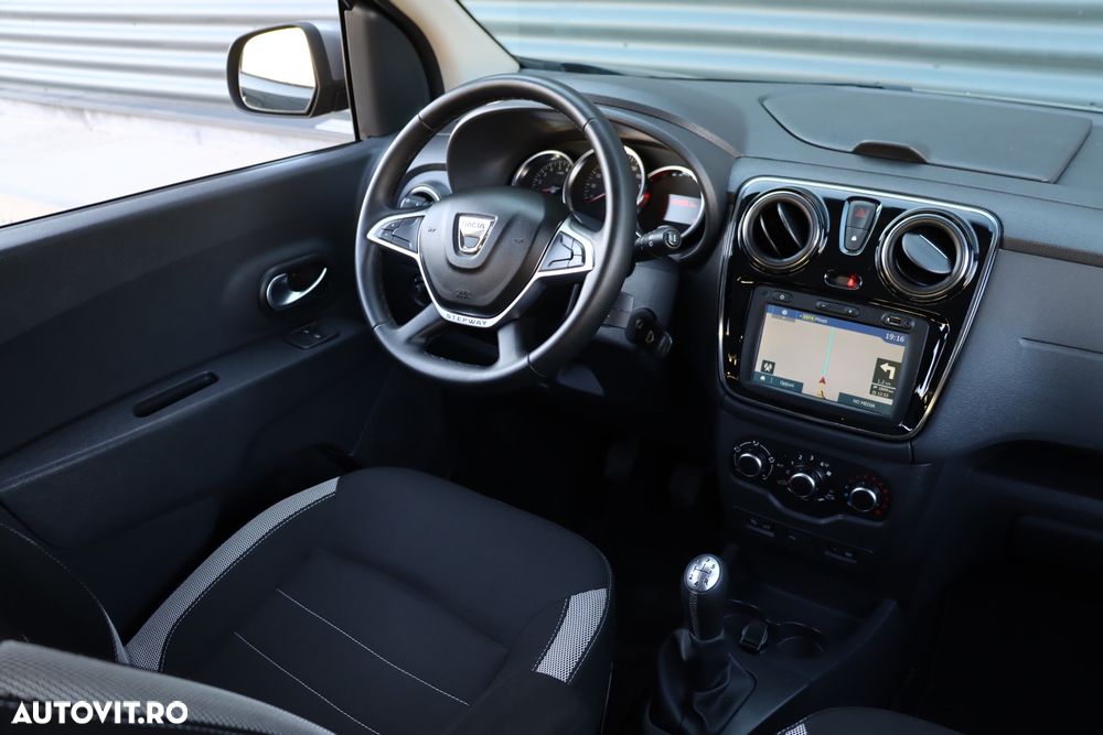 Dacia Lodgy 1.6 SCe Stepway - 15