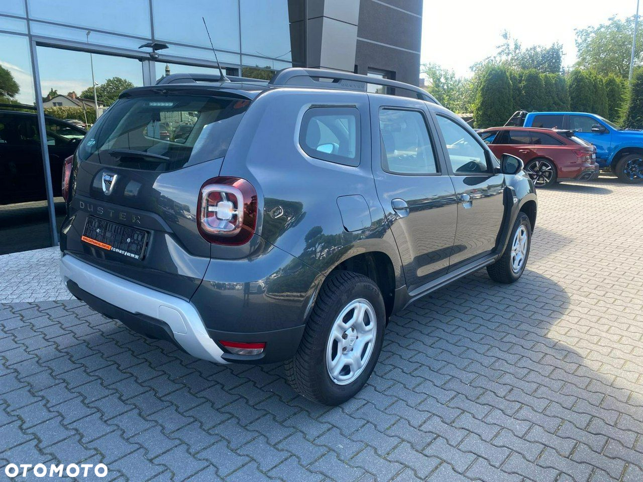 Dacia Duster 1.6 SCe Laureate S&S - 4