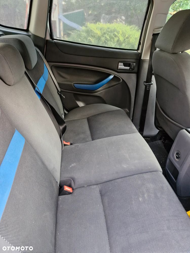 Ford Kuga 2.0 TDCi Trend - 11