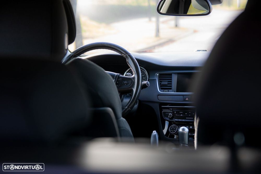 Peugeot 508 SW 1.6 e-HDi Allure 2-Tronic 105g - 23