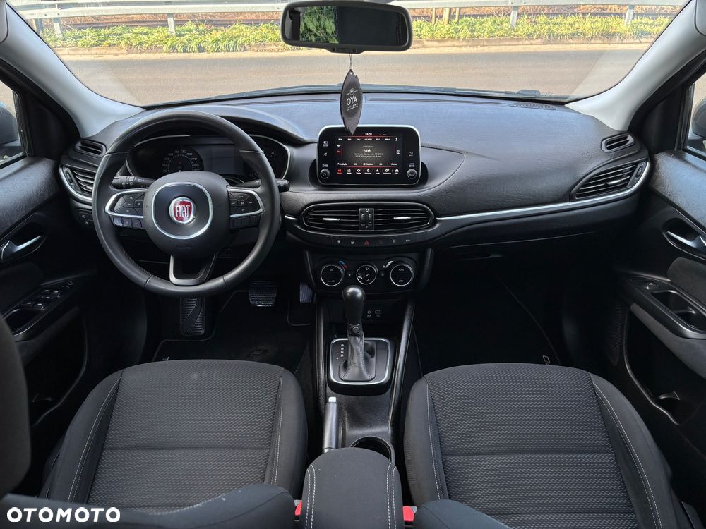 Fiat Tipo 1.6 MultiJet DCT Easy - 14