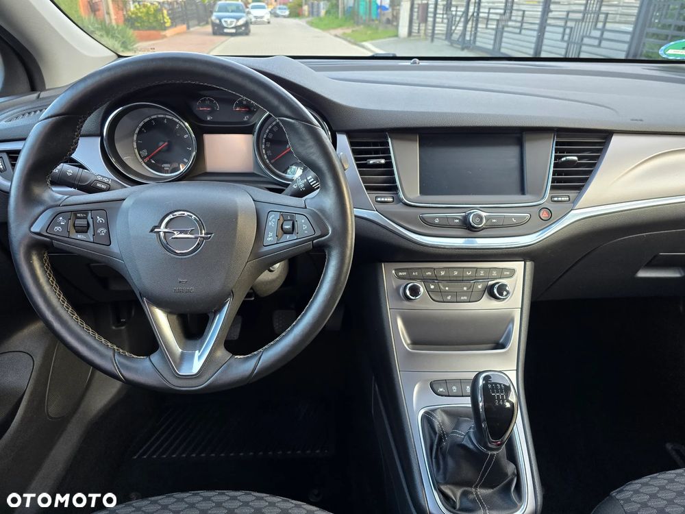 Opel Astra 1.4 Turbo Edition - 15