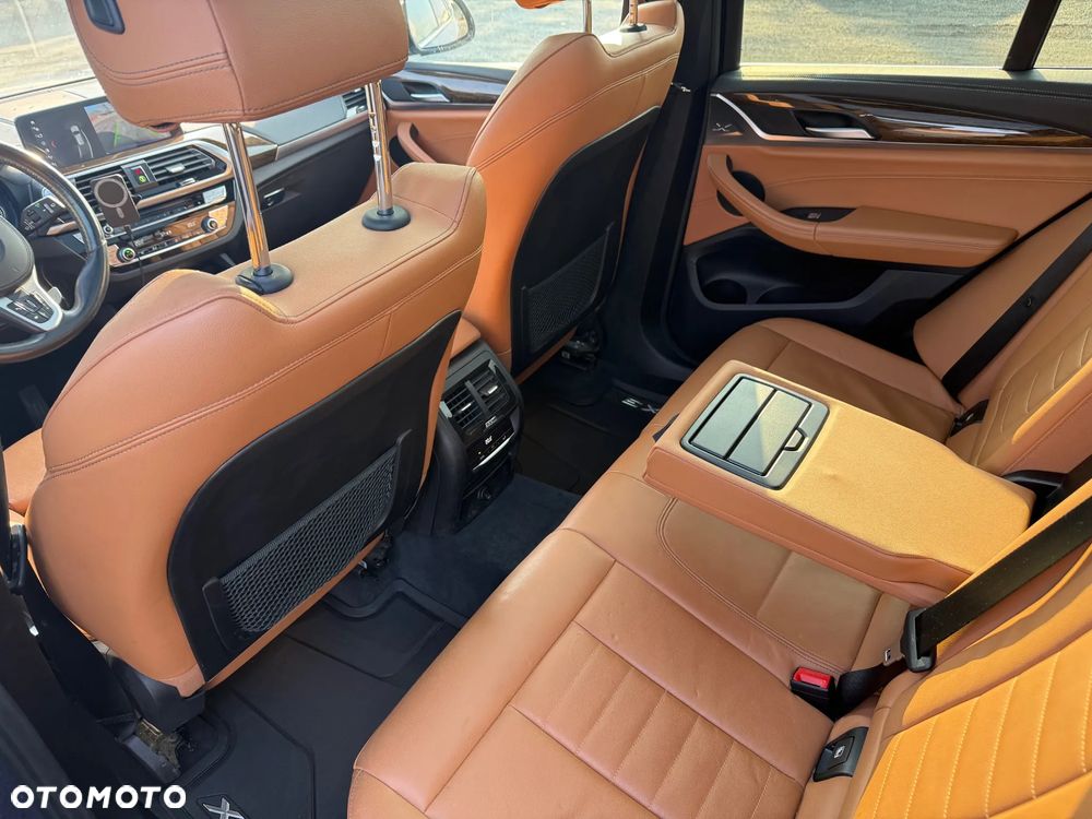 BMW X3 xDrive20d Luxury Line - 11