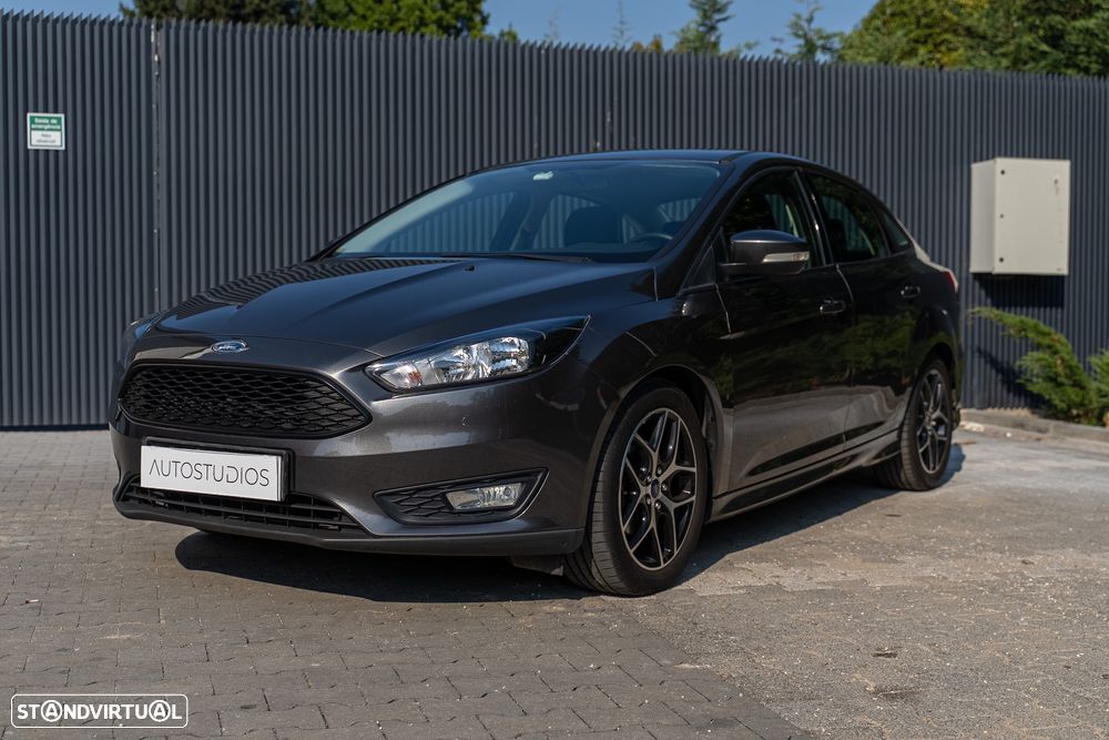 Ford Focus - 6