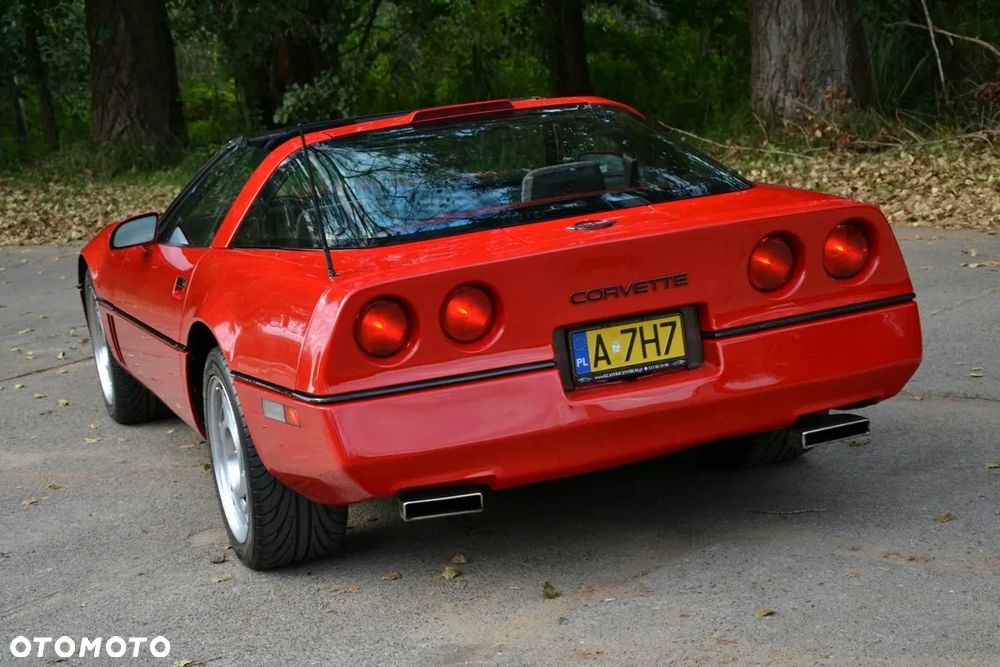 Chevrolet Corvette - 20