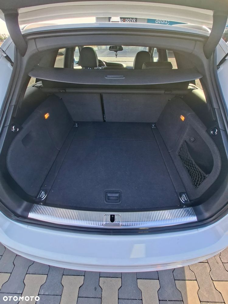 Audi A4 Avant 2.0 TDI - 13