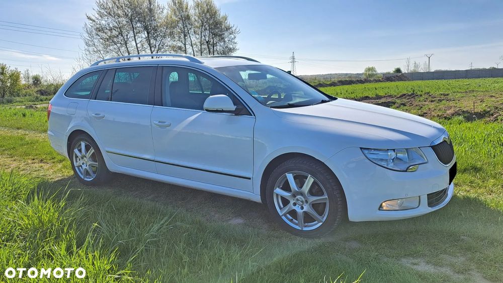 Skoda Superb 2.0 TDI DSG Exclusive - 6