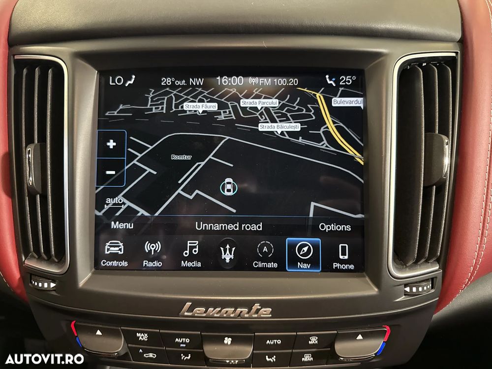 Maserati Levante - 22