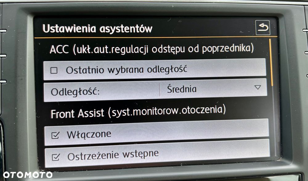 Volkswagen Passat 1.8 TSI BMT Highline DSG - 38