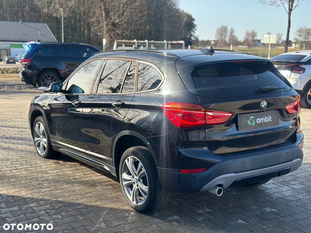 BMW X1 sDrive18i Advantage - 6