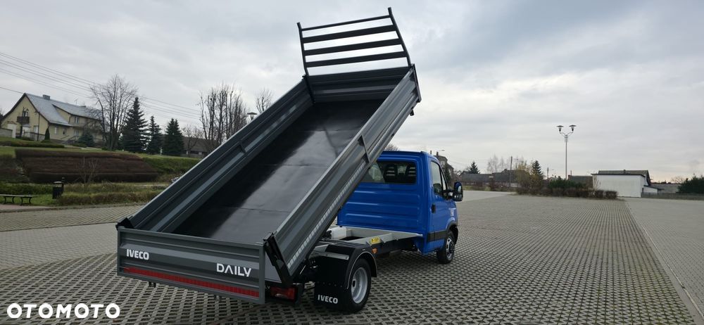 Iveco DAILY - 7