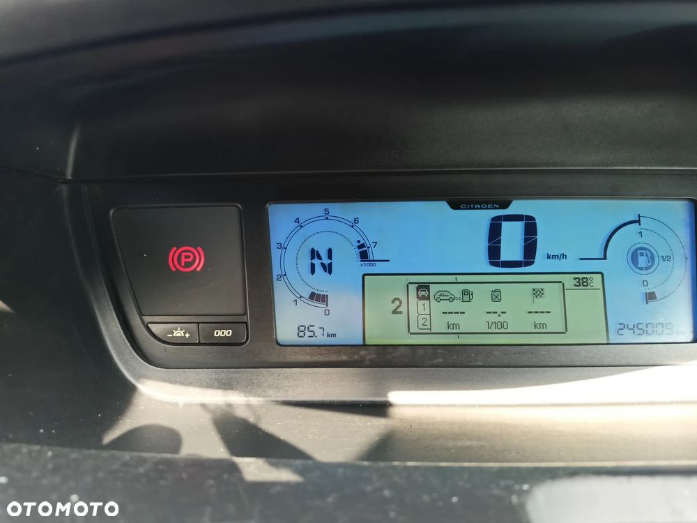 Citroën C4 Grand Picasso - 12