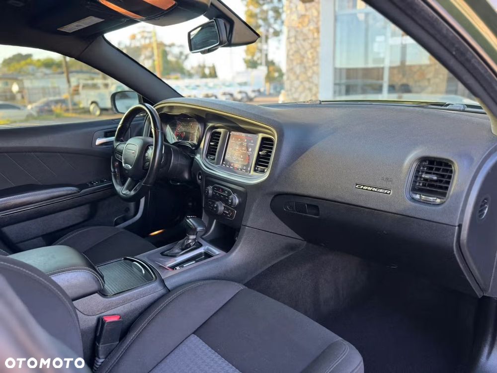 Dodge Charger - 24