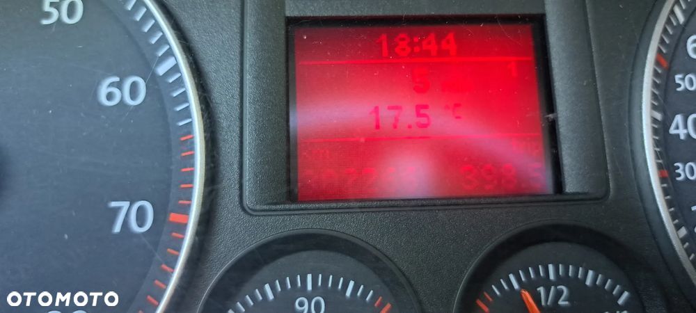 Volkswagen Golf Plus 1.6 Comfortline - 10