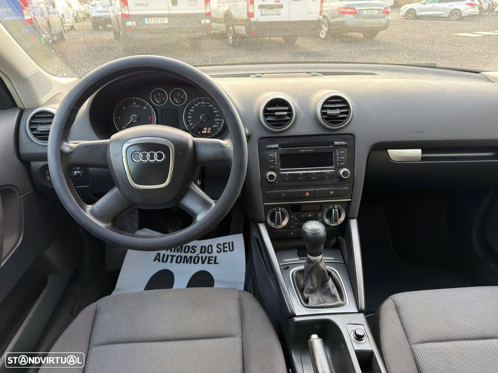 Audi A3 Sportback 1.9 TDi Sport - 8