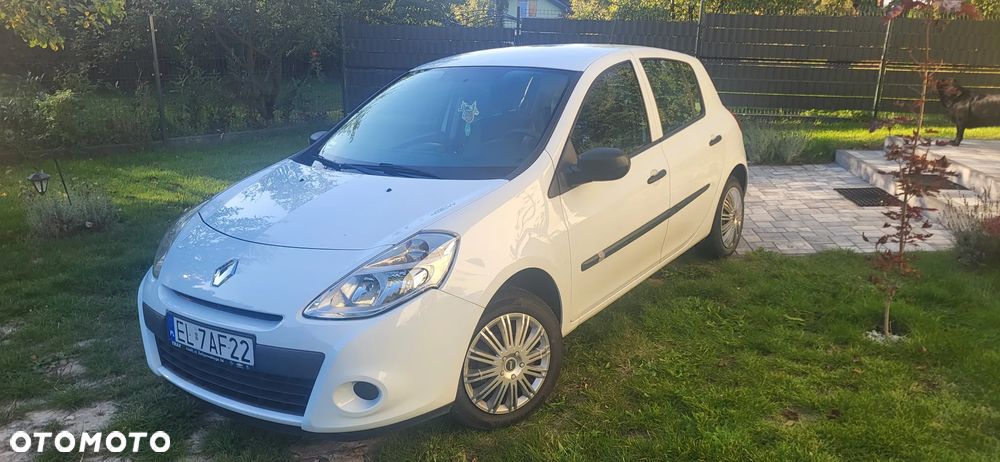 Renault Clio - 1