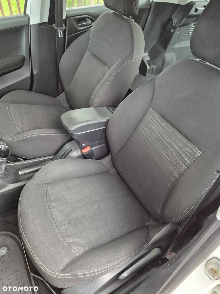 Peugeot 208 1.4 HDi Access - 9